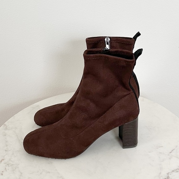 Donald J. Pliner NEW Cattie Bootie Size 6.5 - Picture 8 of 10